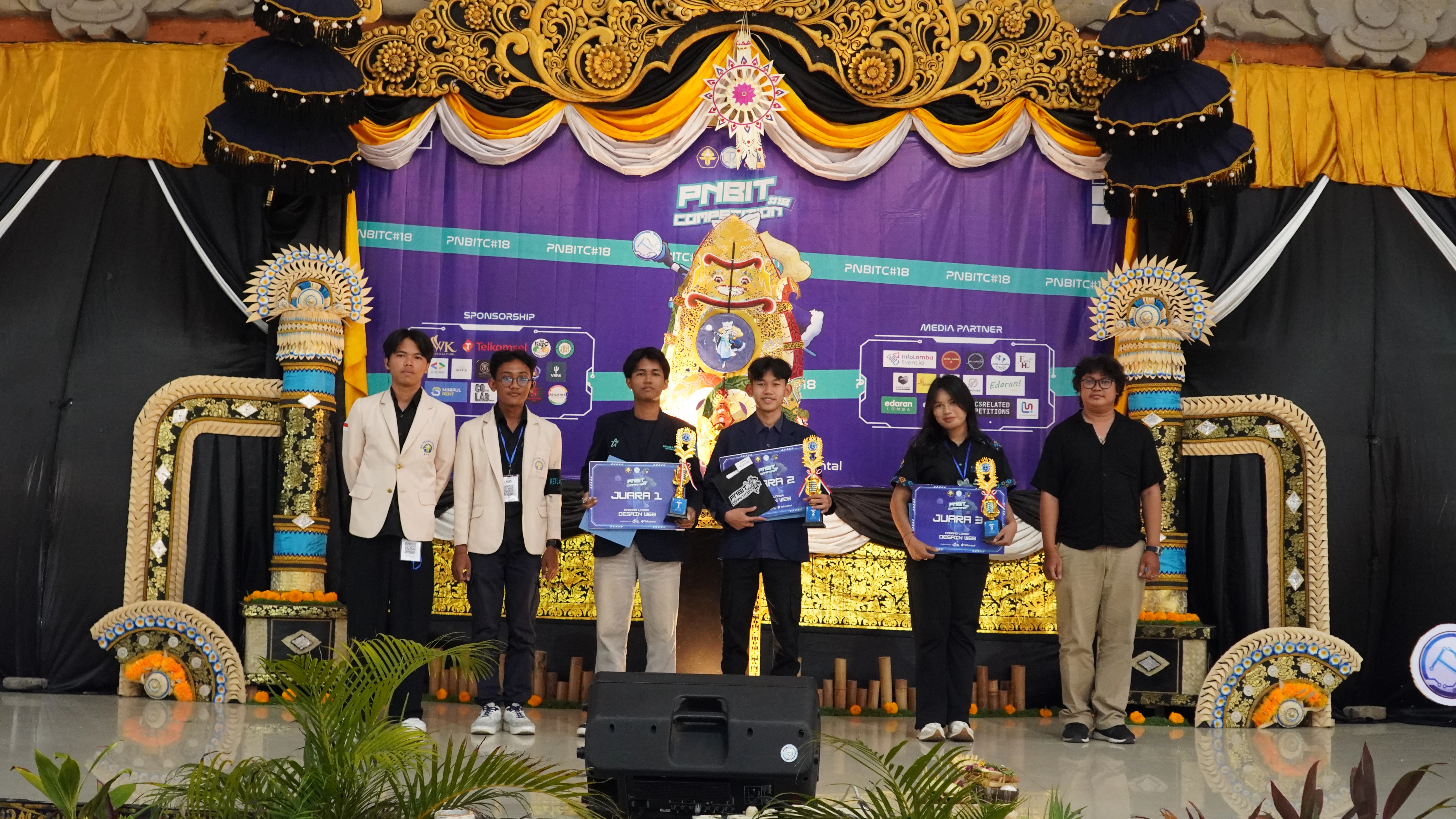 Championship Ceremony & Stage Announcement