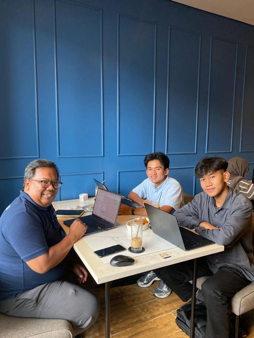 Offline Client Meeting & Progress Review