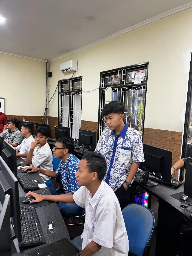 Web Development Instructor